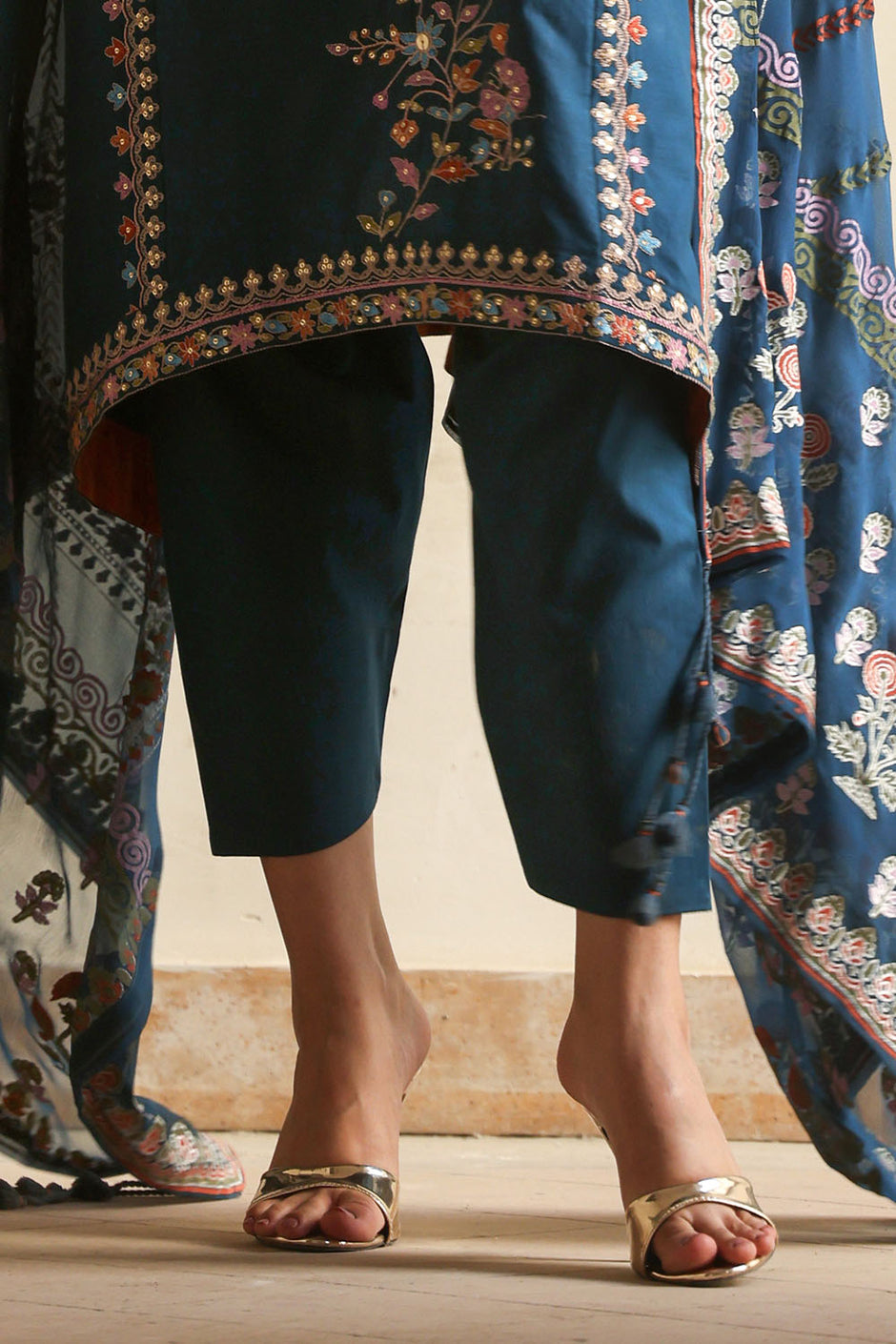 3 Piece Embroidered Lawn Suit with Borders and Lacquer Printed Chiffon Dupatta
