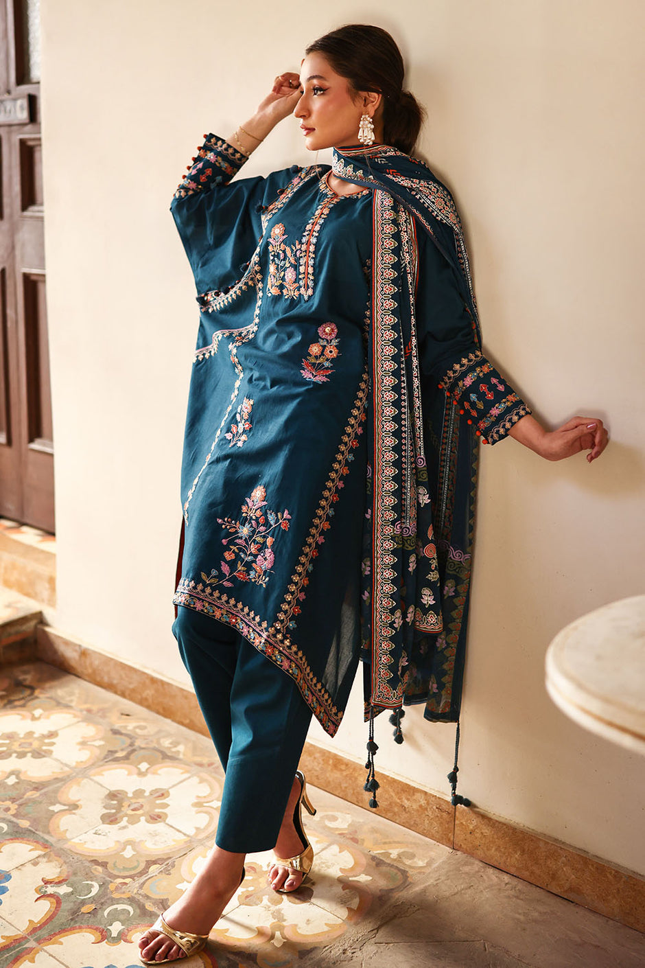 3 Piece Embroidered Lawn Suit with Borders and Lacquer Printed Chiffon Dupatta