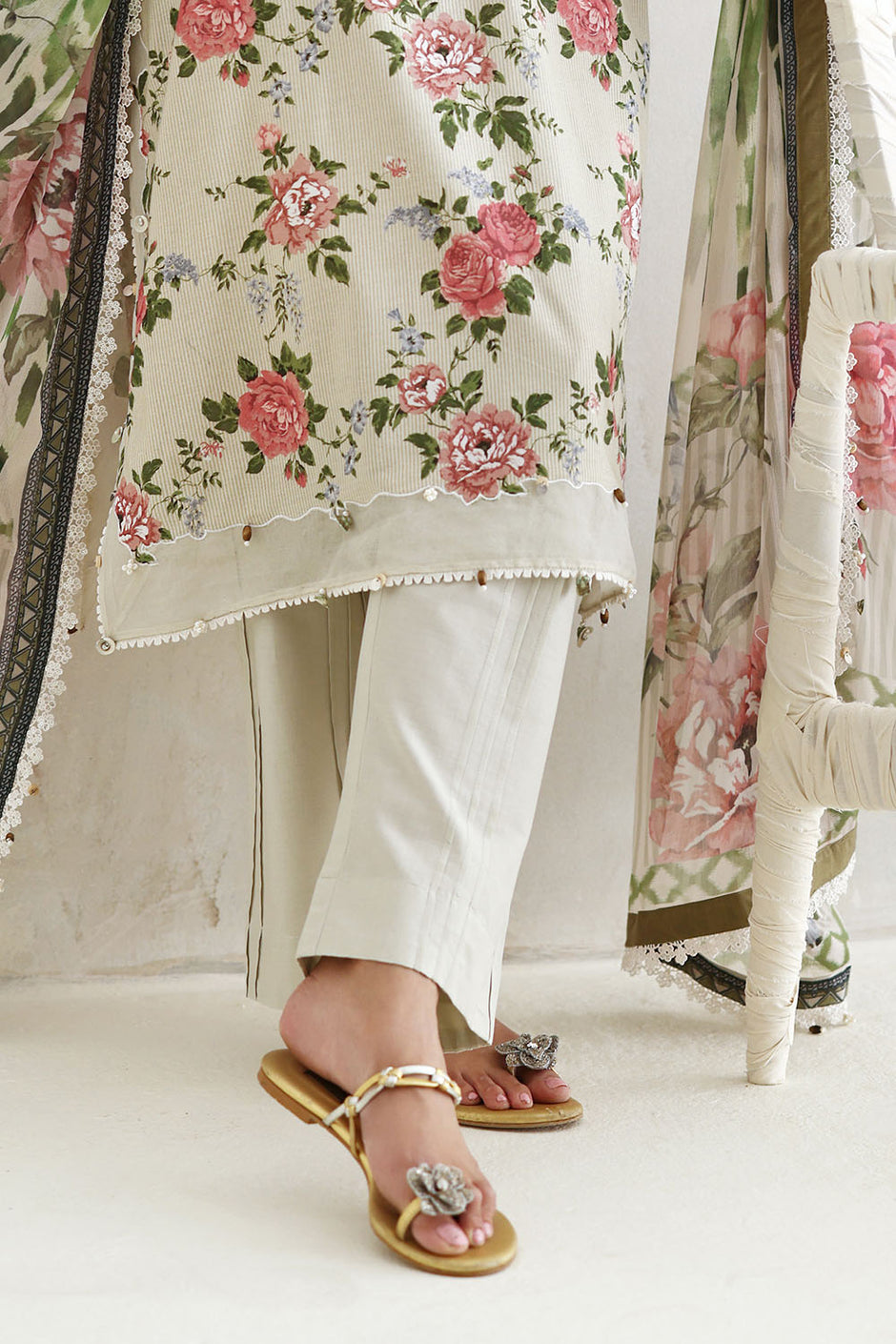 3 Piece Embroidered Printed Lawn Suit with Printed Chiffon Dupatta