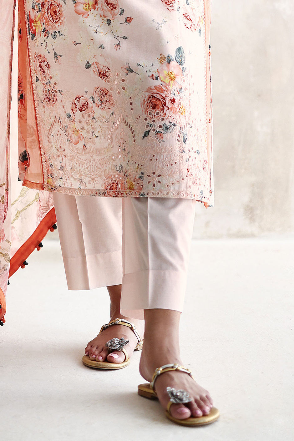 3 Piece Embroidered Printed Lawn Suit with Printed Chiffon Dupatta