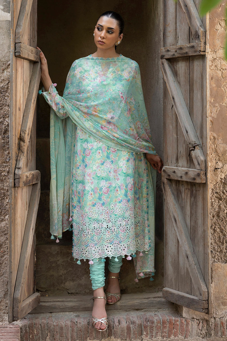 3 Piece Embroidered Printed Lawn Suit with Printed Chiffon Dupatta