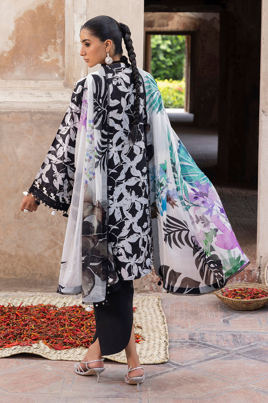 3 Piece Embroidered Printed Lawn Suit with Embroidered Printed Chiffon Dupatta