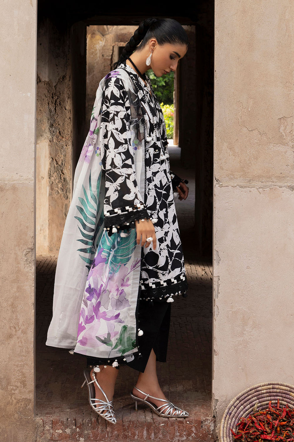 3 Piece Embroidered Printed Lawn Suit with Embroidered Printed Chiffon Dupatta