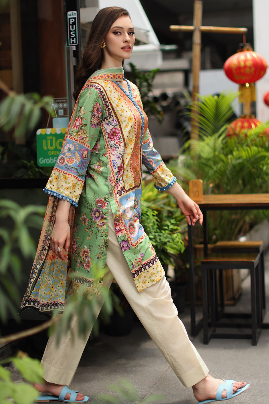3 Piece Printed Lawn Suit with Printed Chiffon Dupatta