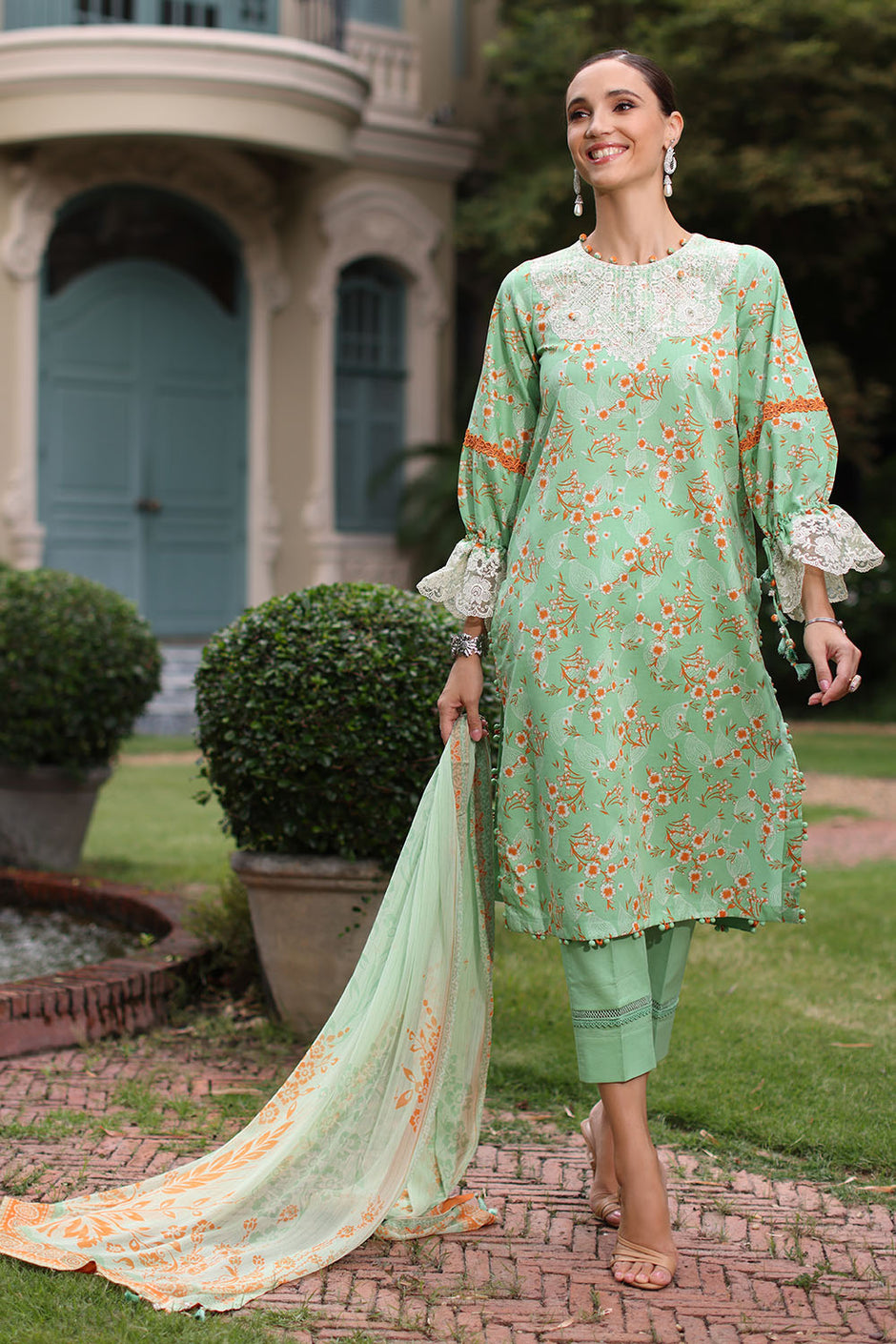 3 Piece Printed Lawn Suit with Chiffon Dupatta