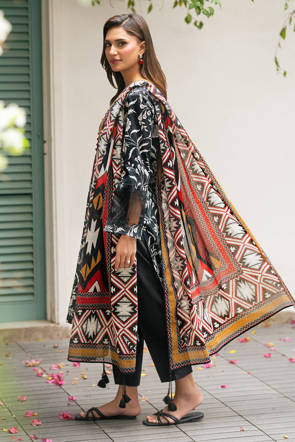 3 Piece Printed Cotton Suit SD-62143 | GulAhmed