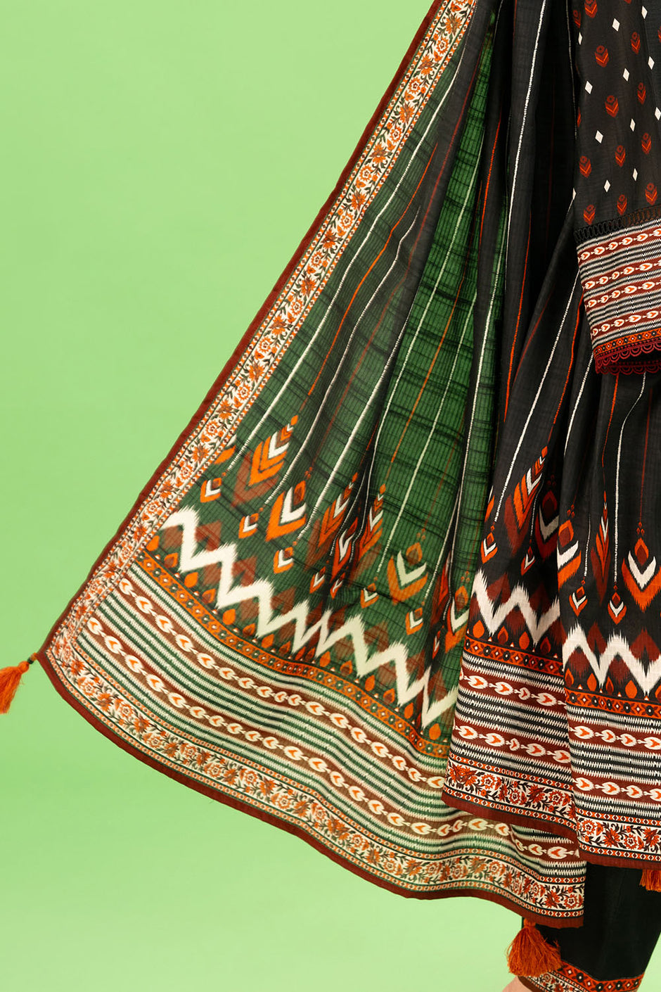 3 Piece Printed Khaddar Suit with Dupatta
