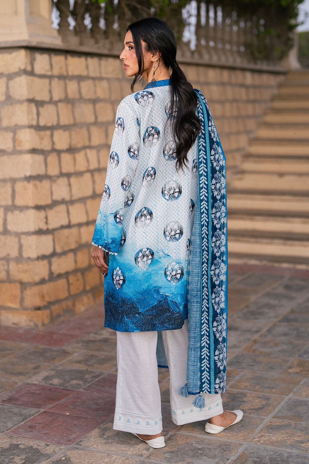 3 Piece Printed Khaddar Stripe Suit