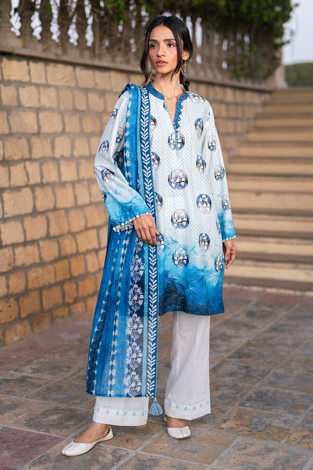 3 Piece Printed Khaddar Stripe Suit