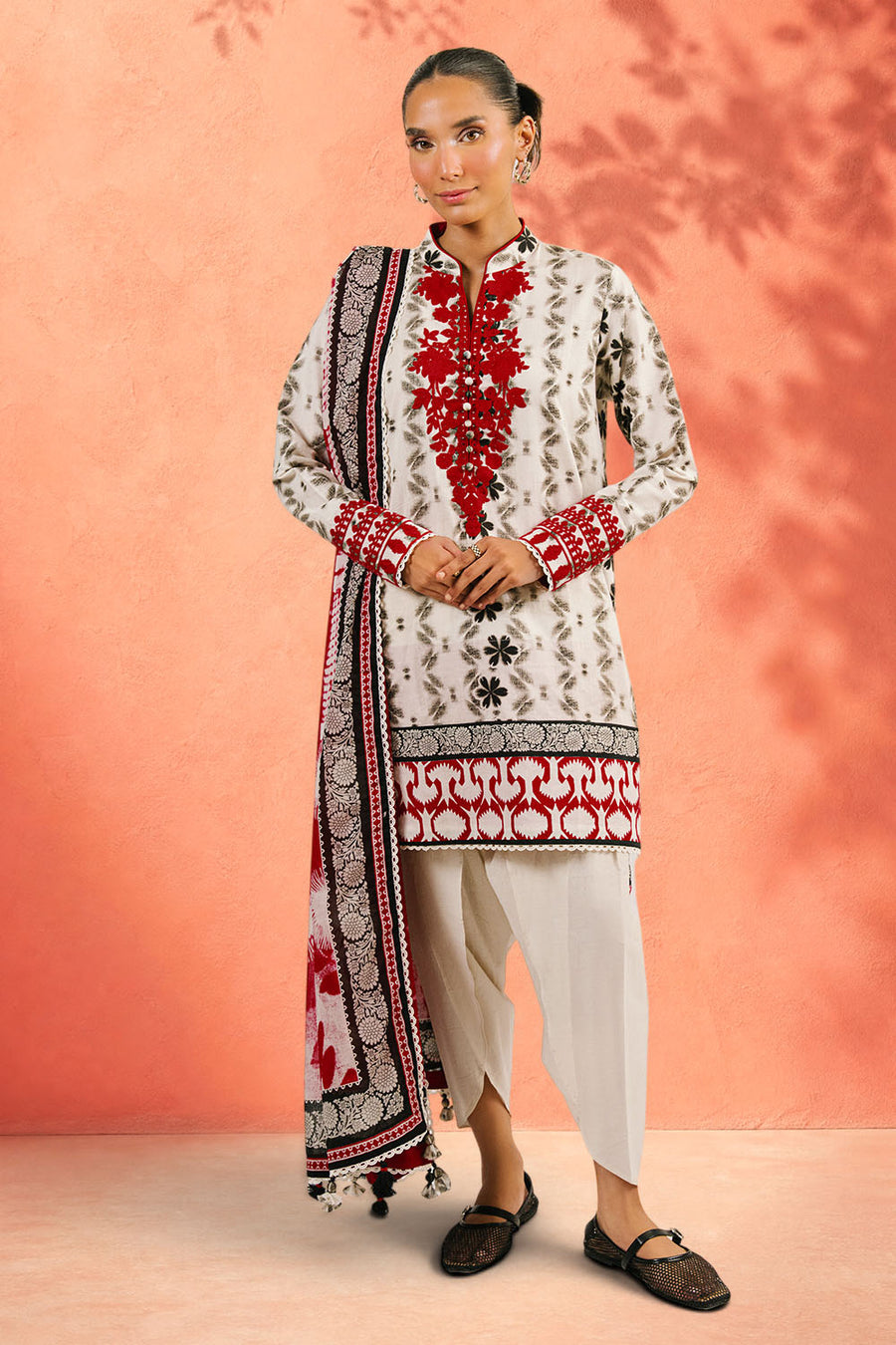 Retail Price: 5,990/-PKR