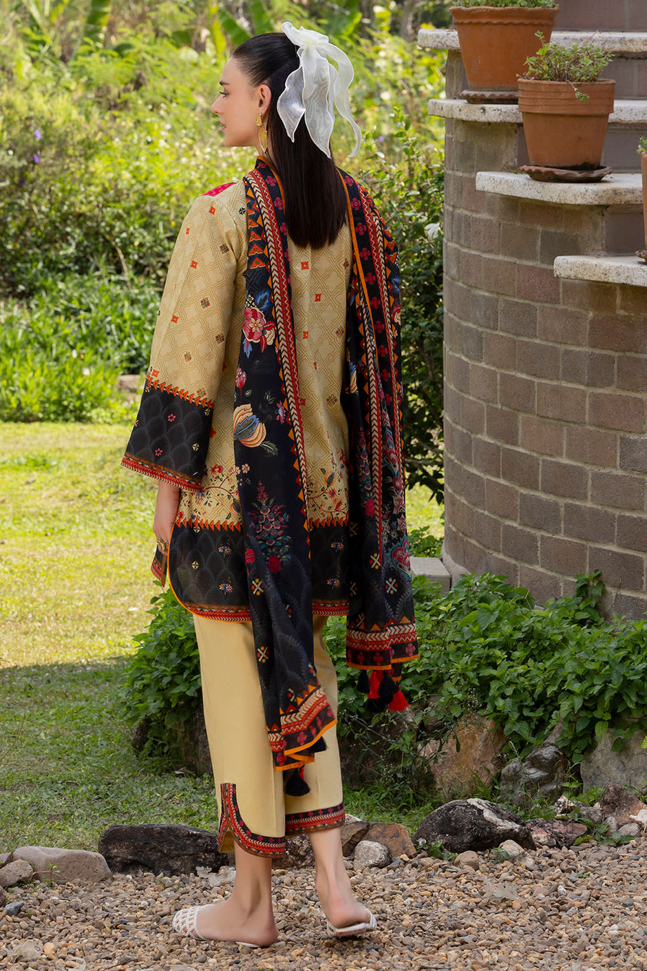 3 Piece Printed Cambric Suit with Lawn Dupatta
