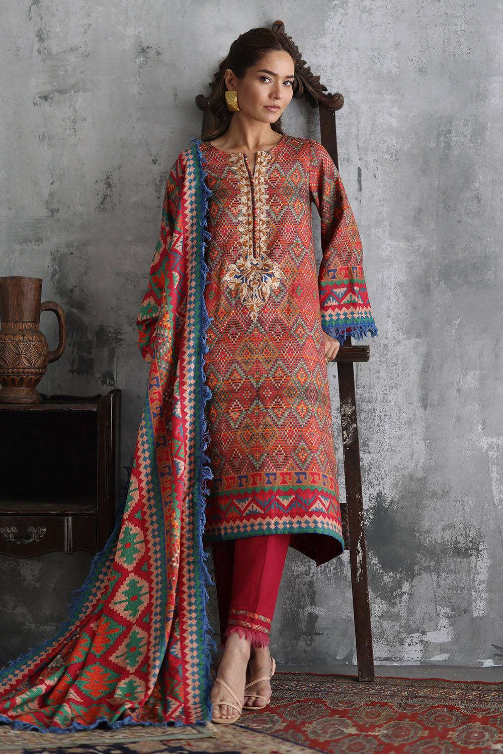 3 Piece Printed Karandi Suit with Printed Karandi Dupatta