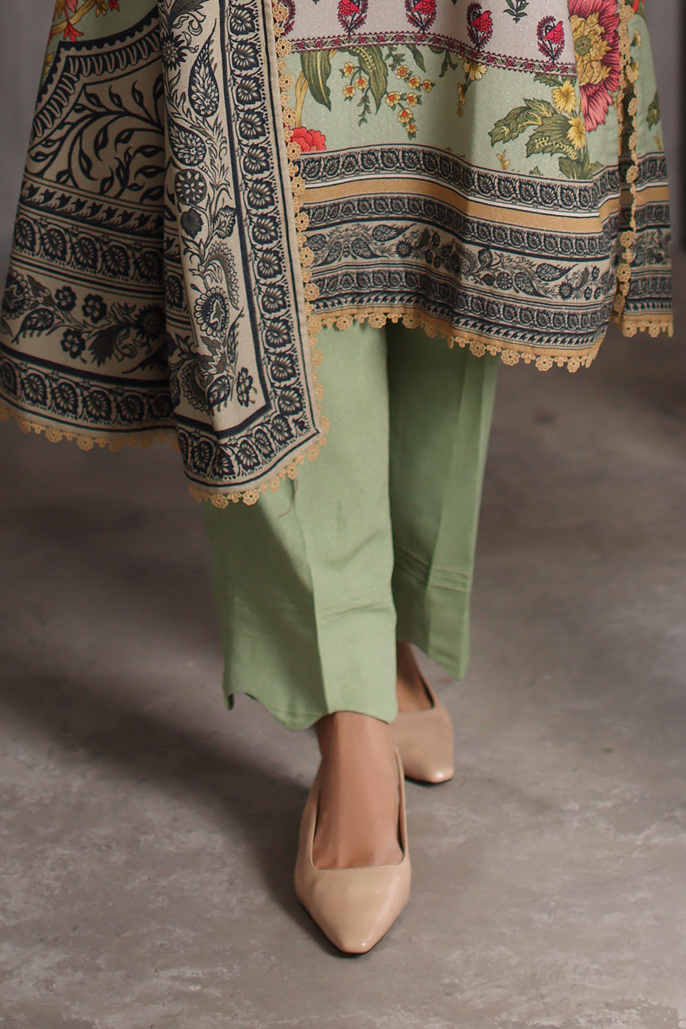 3 Piece Printed Karandi Suit with Printed Karandi Dupatta