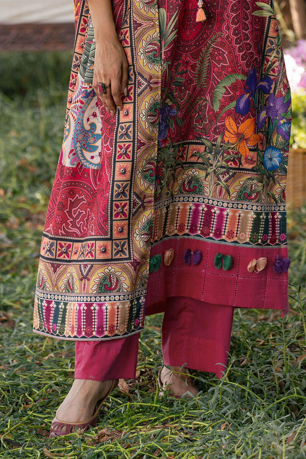 3 Piece Printed Karandi Suit