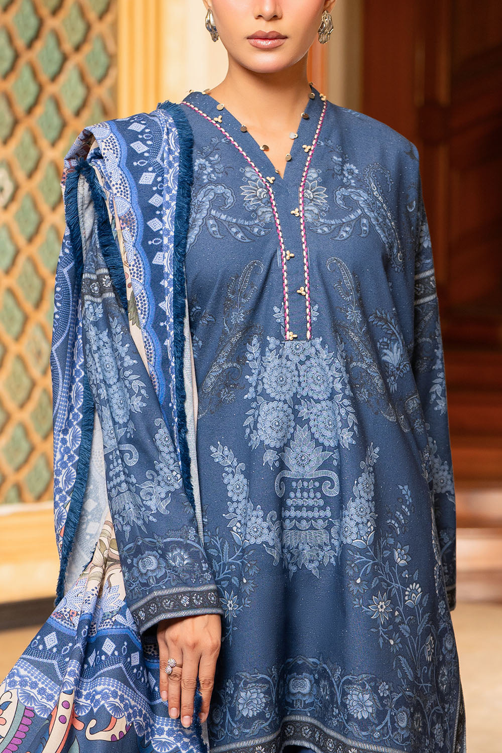 3 Piece Printed Karandi Suit
