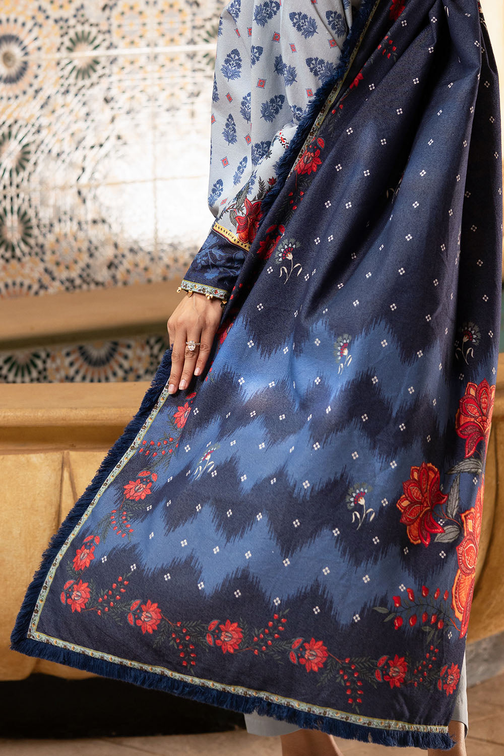 3 Piece Printed Karandi Suit