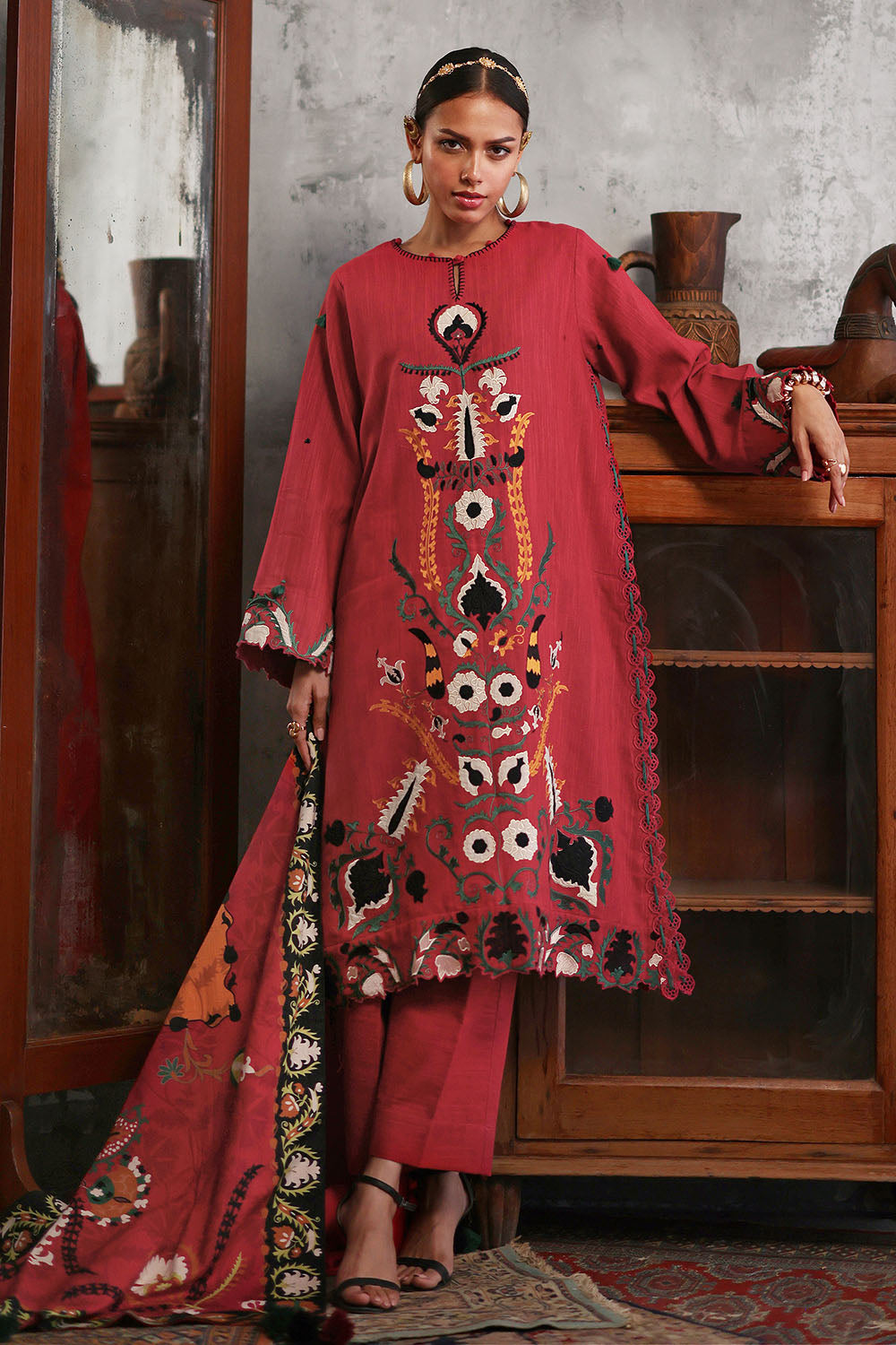 3 Piece Embroidered Khaddar Suit with Printed Khaddar Dupatta