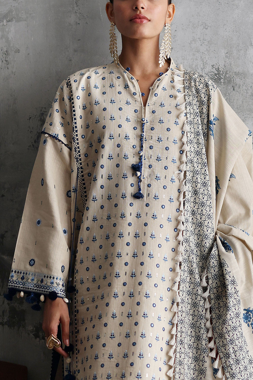 3 Piece Embroidered Khaddar Suit with Printed Khaddar Dupatta