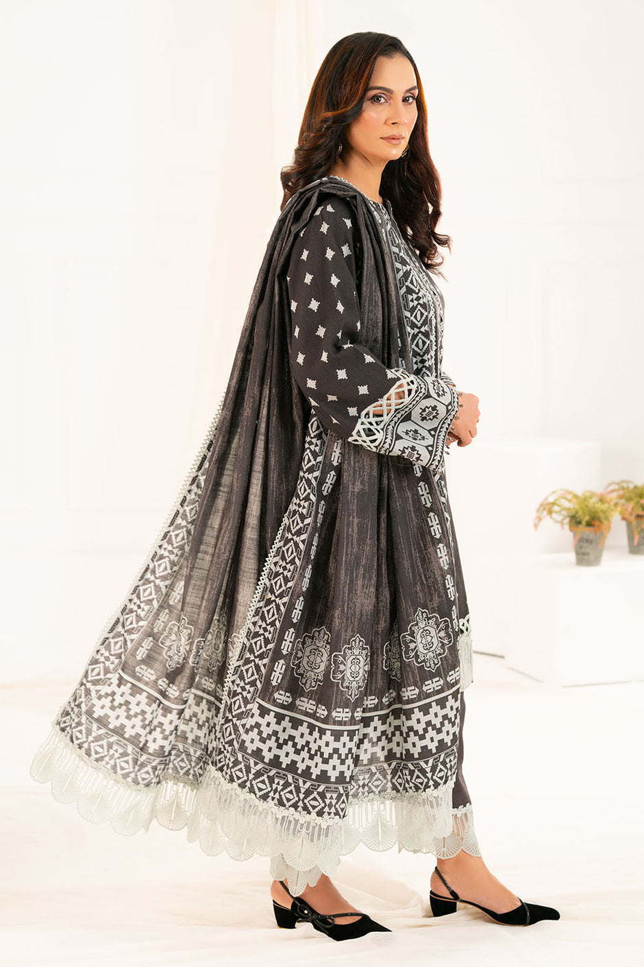 3 Piece Printed Khaddar Suit with Dupatta