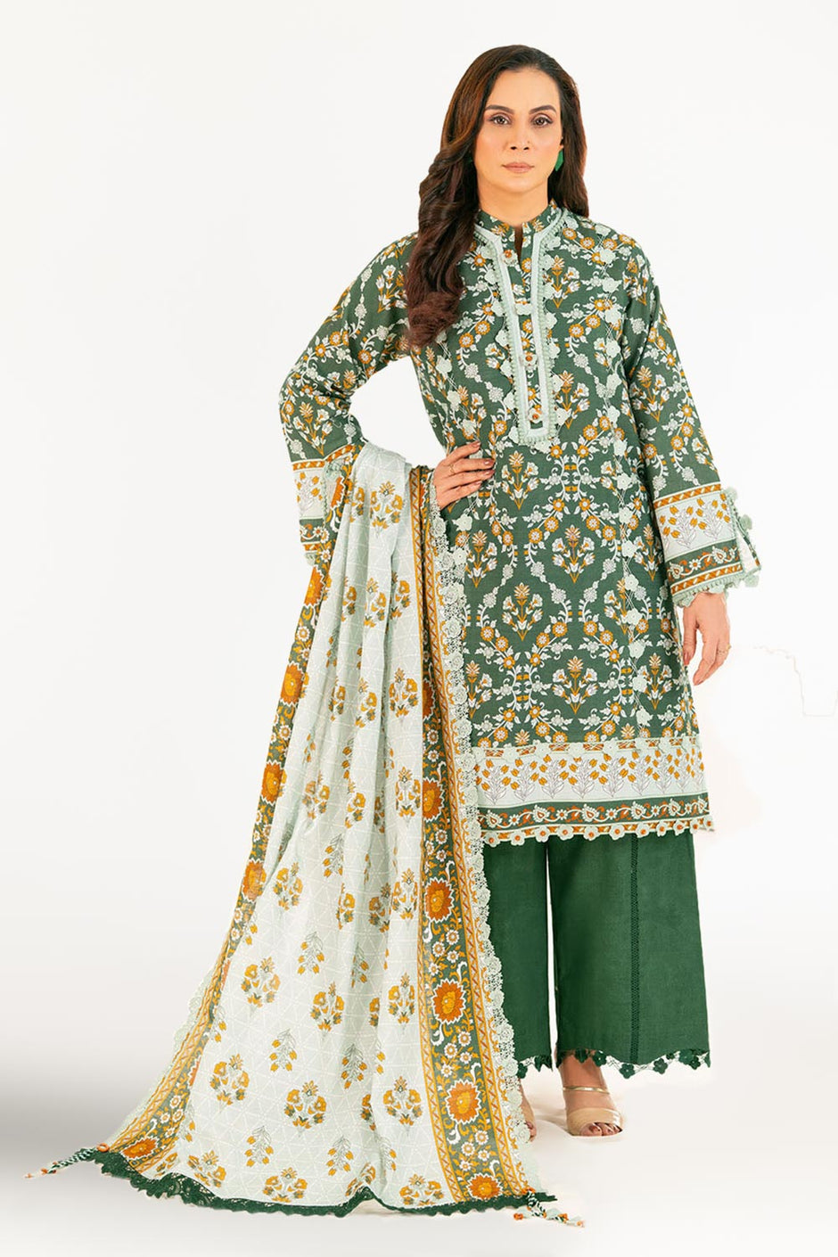 3 Piece Printed Khaddar Suit with Dupatta K-52083