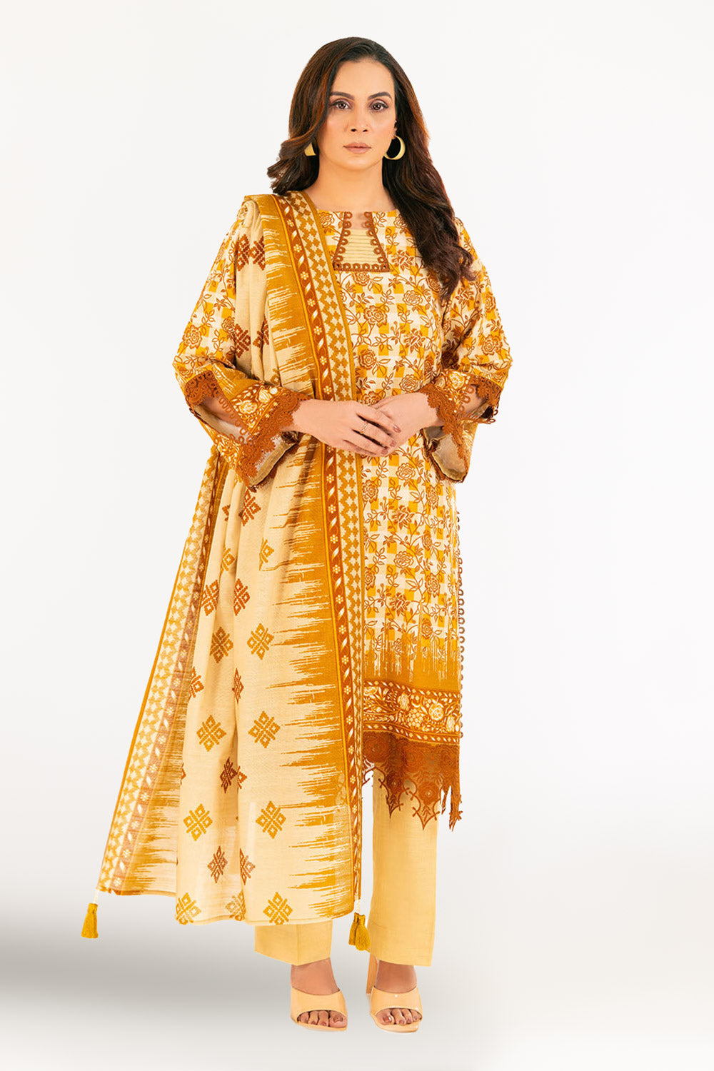 3 Piece Printed Khaddar Suit with Dupatta K-52087