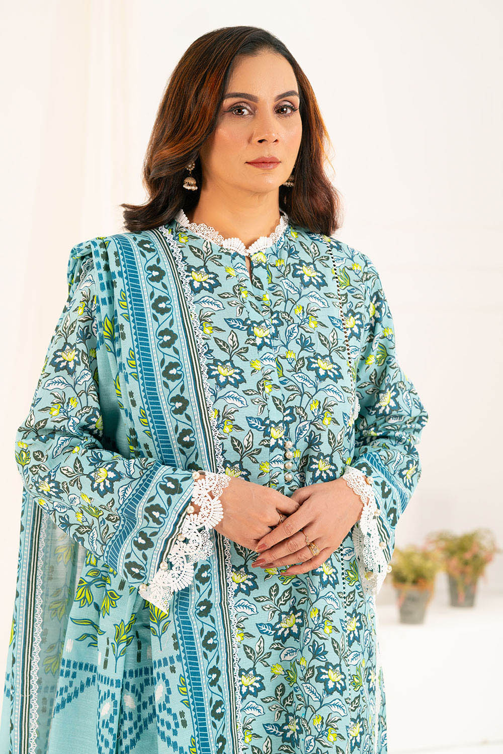 3 Piece Printed Khaddar Suit with Dupatta K-52093