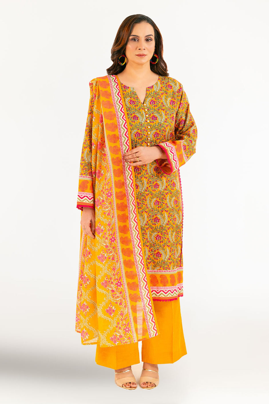 3 Piece Printed Khaddar Suit with Dupatta K-52099