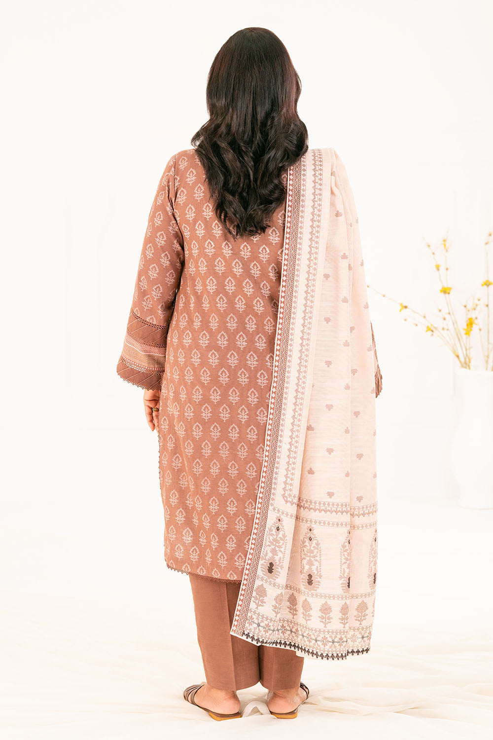 3 Piece Printed Khaddar Suit with Dupatta K-52106