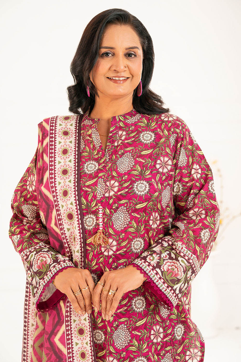 3 Piece Printed Khaddar Suit with Dupatta K-52109