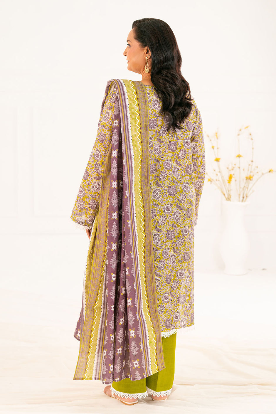 3 Piece Printed Khaddar Suit with Dupatta
