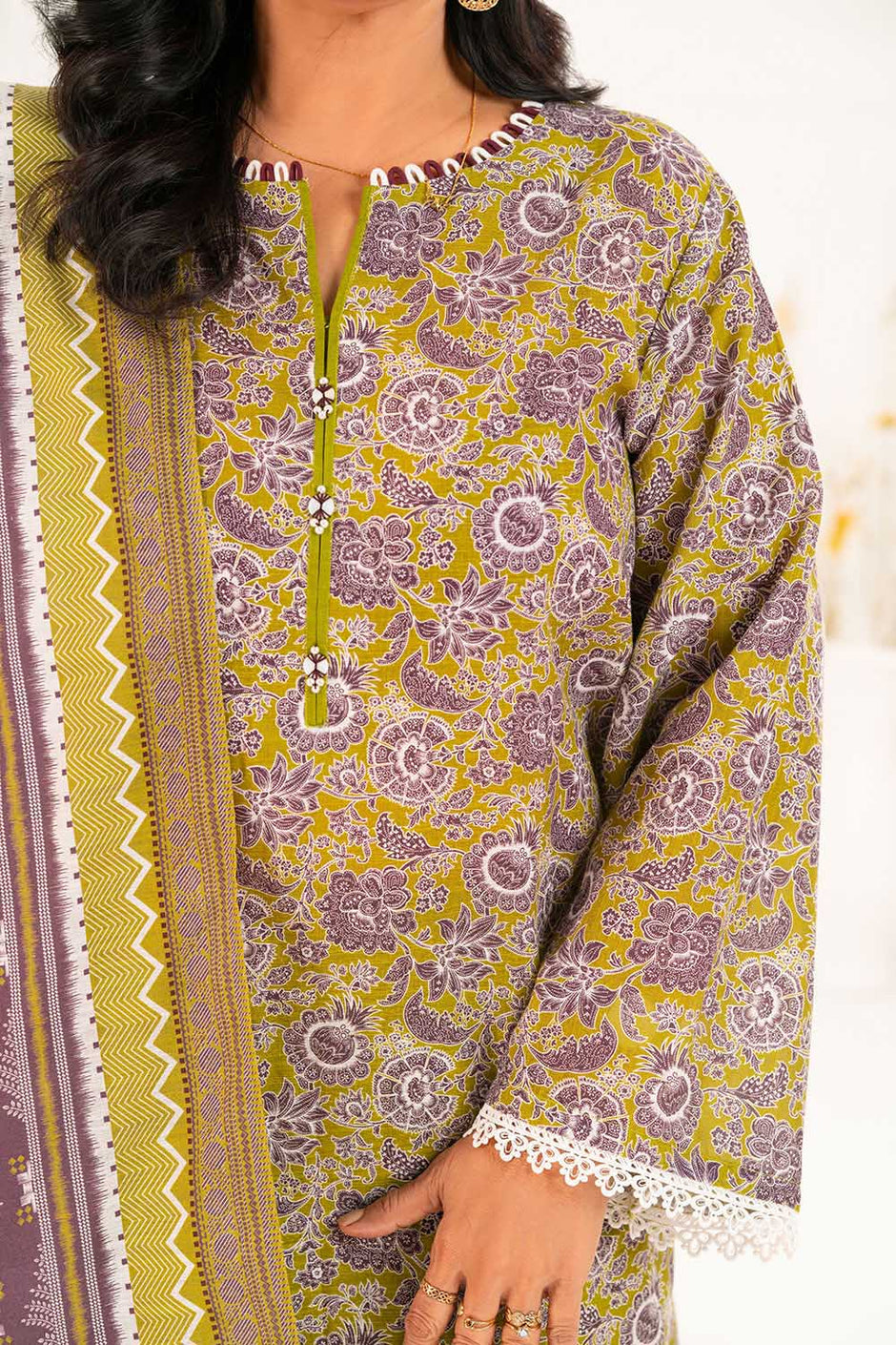 3 Piece Printed Khaddar Suit with Dupatta K-52116