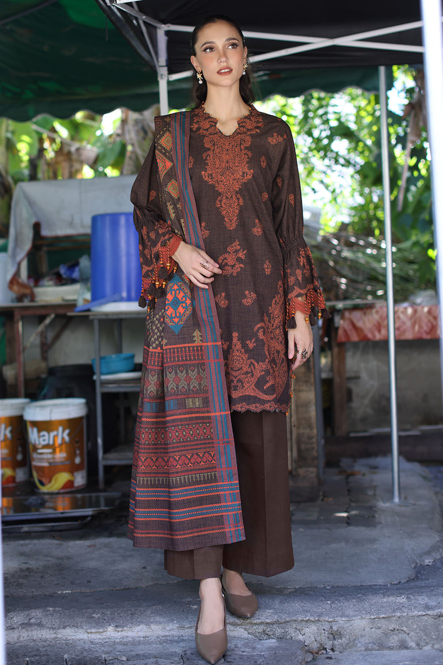 Retail Price: 4,990/-PKR