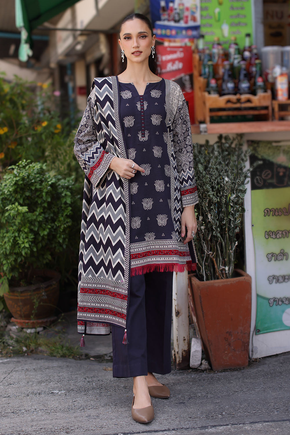 3 Piece Printed Khaddar Suit with Printed Khaddar Dupatta
