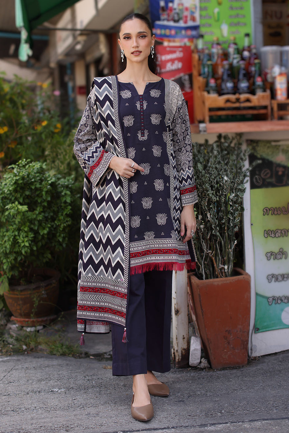 3 Piece Printed Khaddar Suit with Printed Khaddar Dupatta
