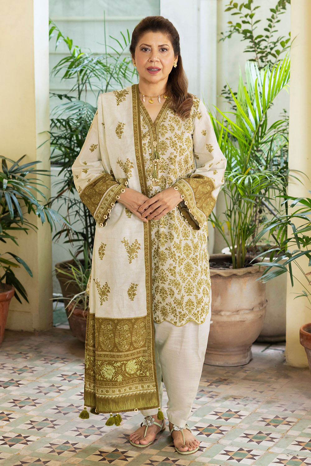 3 Piece Printed Khaddar Suit