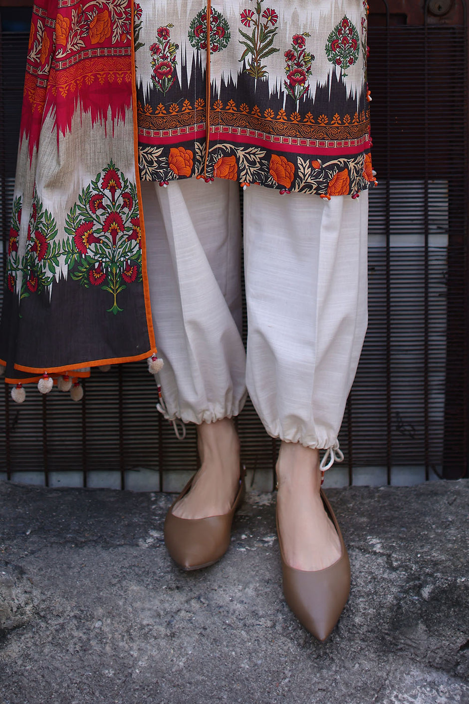 3 Piece Printed Khaddar Suit with Printed Khaddar Dupatta