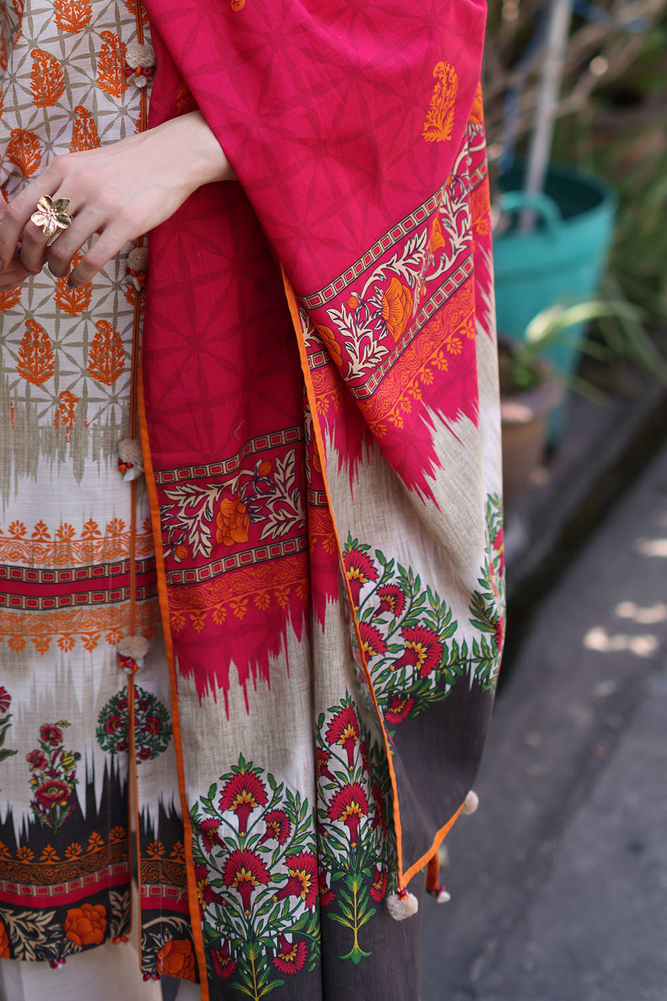 3 Piece Printed Khaddar Suit with Printed Khaddar Dupatta