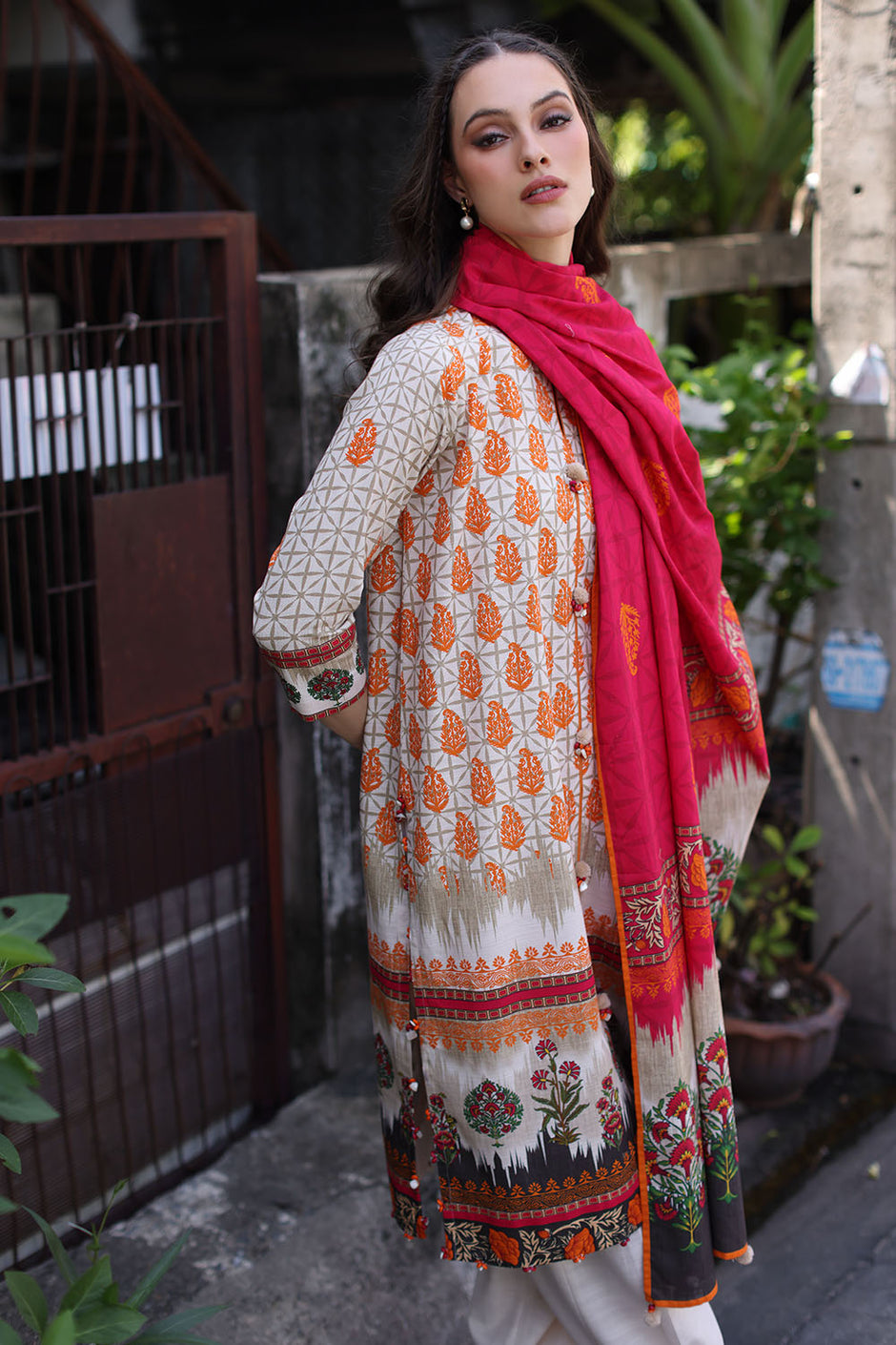 3 Piece Printed Khaddar Suit with Printed Khaddar Dupatta