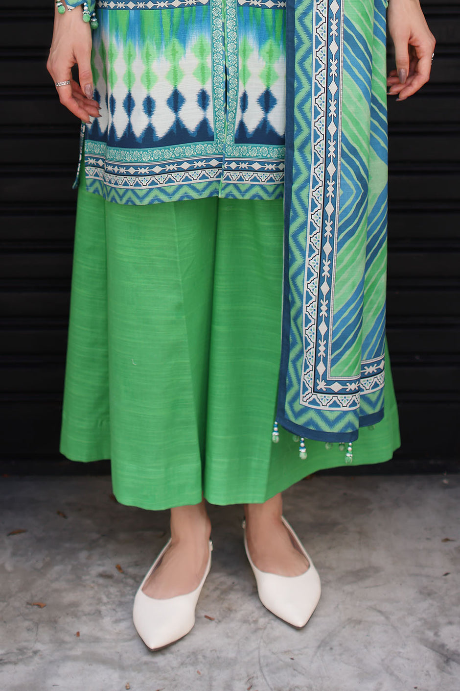 3 Piece Printed Khaddar Suit with Printed Khaddar Dupatta