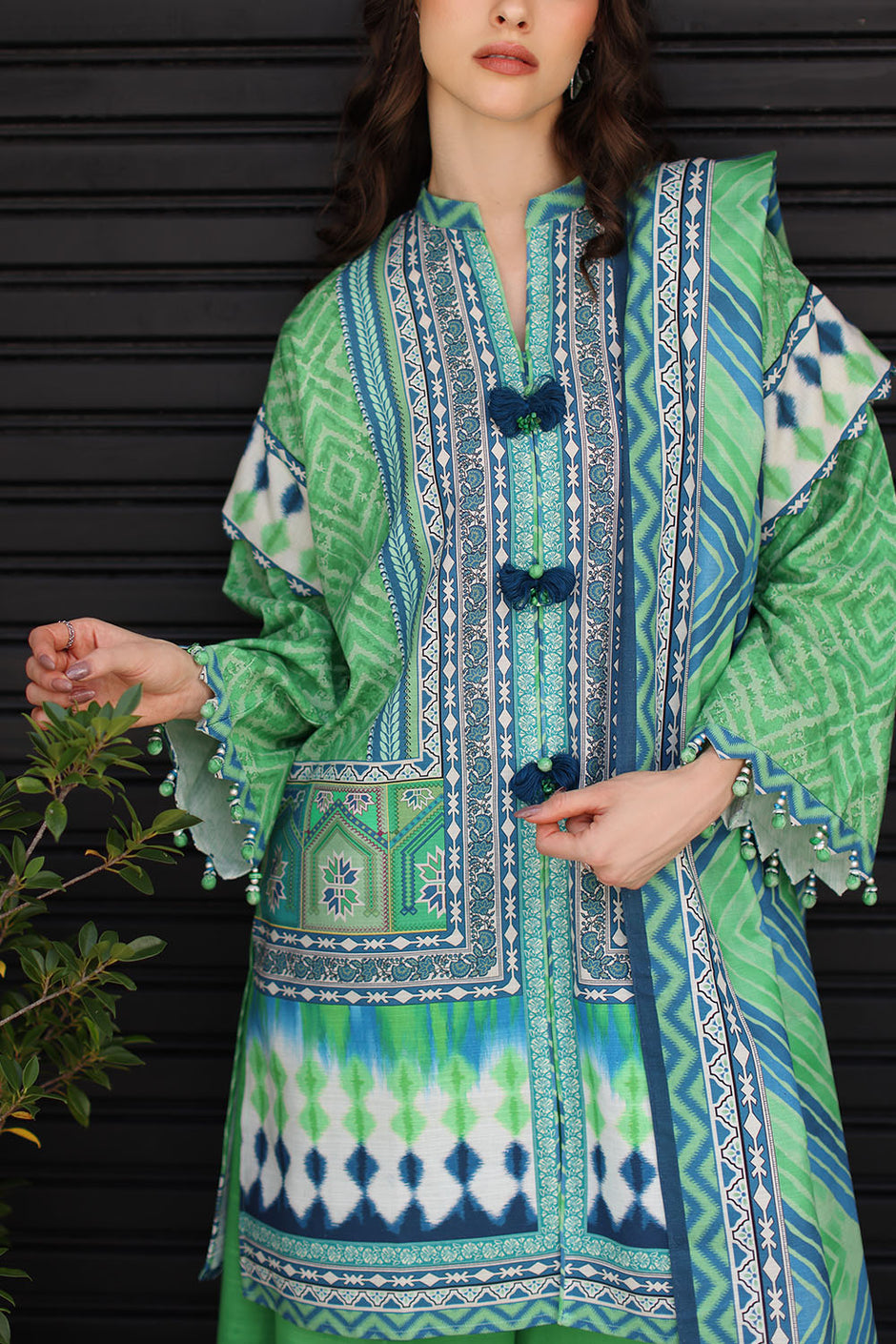 3 Piece Printed Khaddar Suit with Printed Khaddar Dupatta