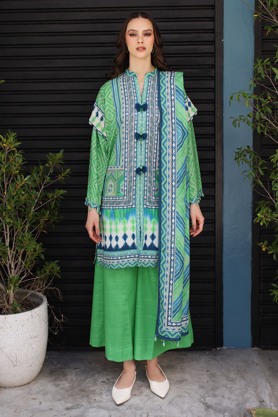 3 Piece Printed Khaddar Suit with Printed Khaddar Dupatta