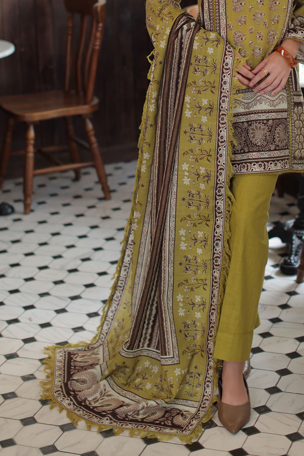 3 Piece Printed Khaddar Suit