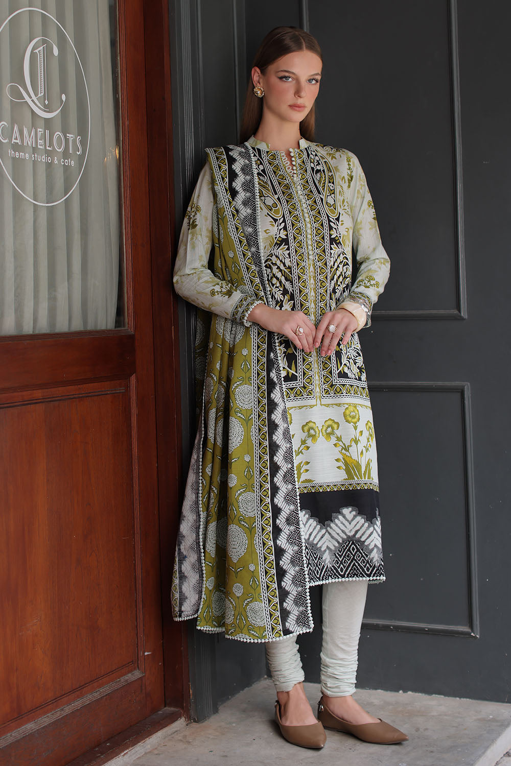 3 Piece Printed Khaddar Suit