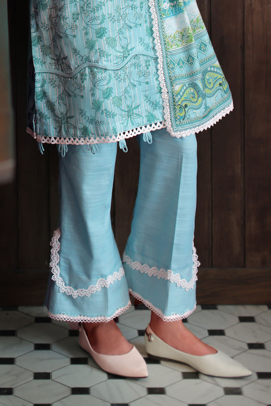 3 Piece Printed Khaddar Suit