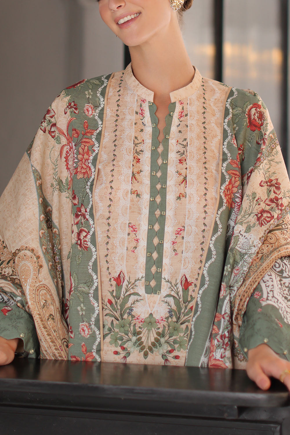 3 Piece Printed Khaddar Suit