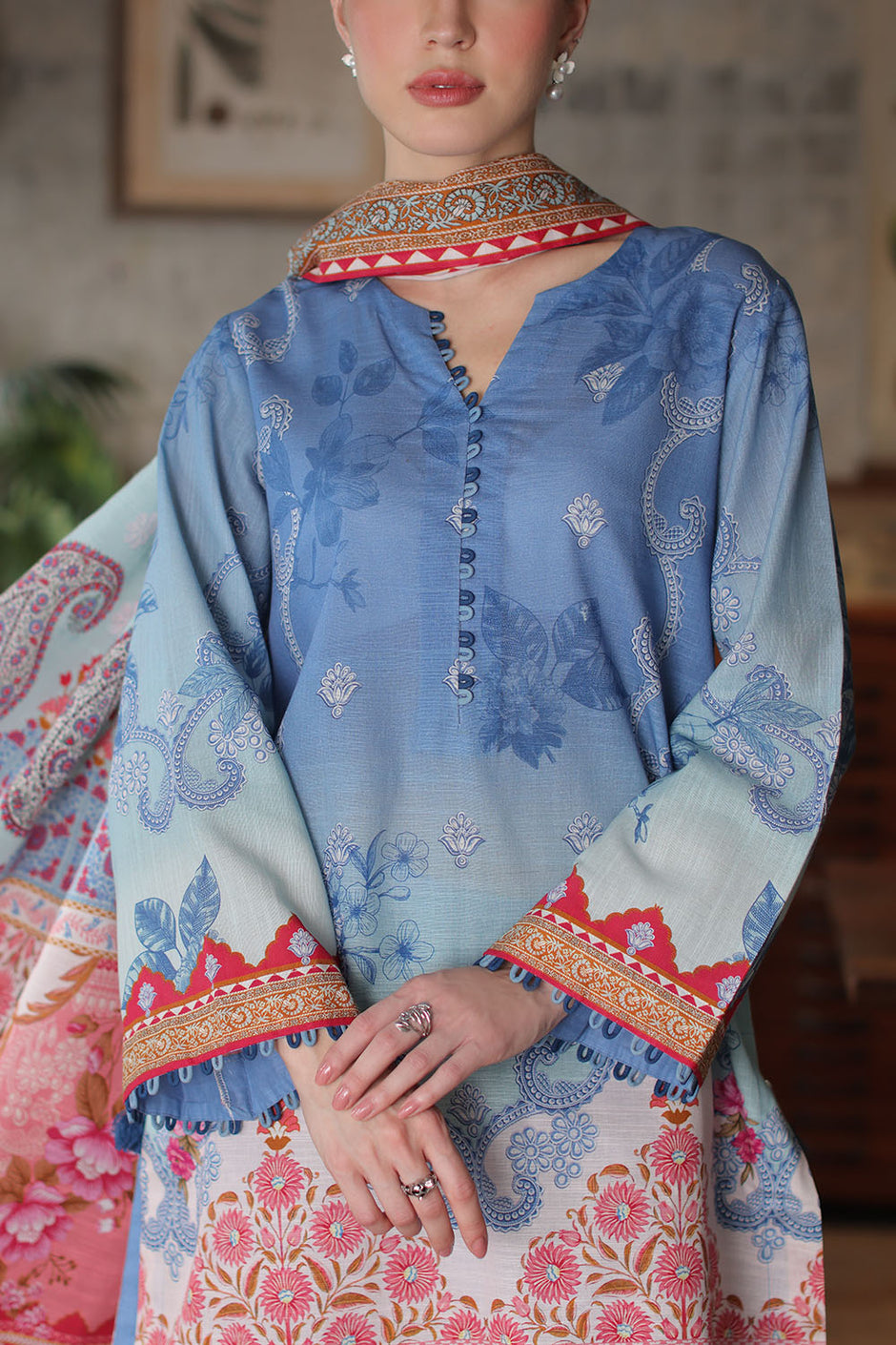 3 Piece Printed Khaddar Suit