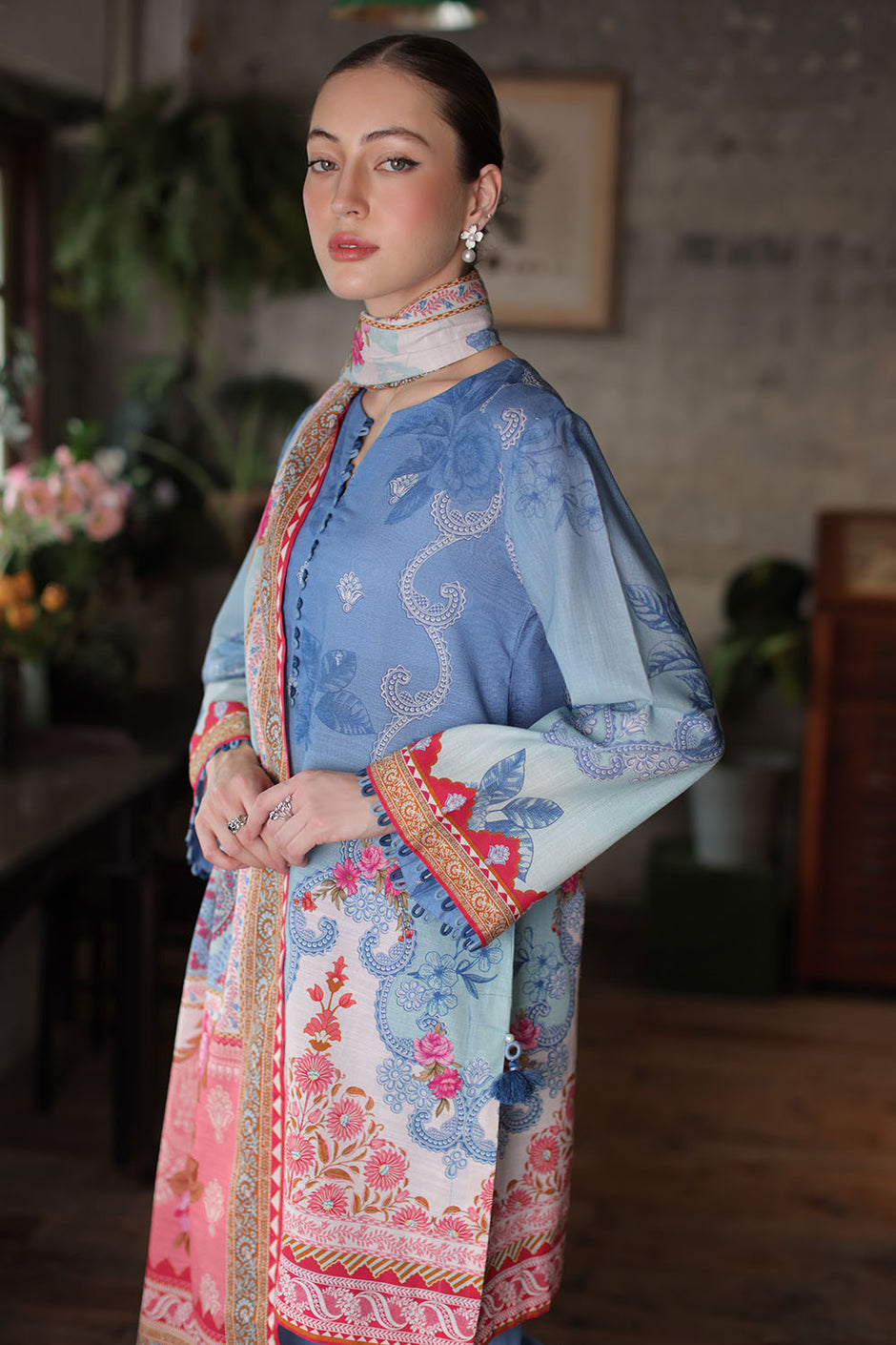3 Piece Printed Khaddar Suit