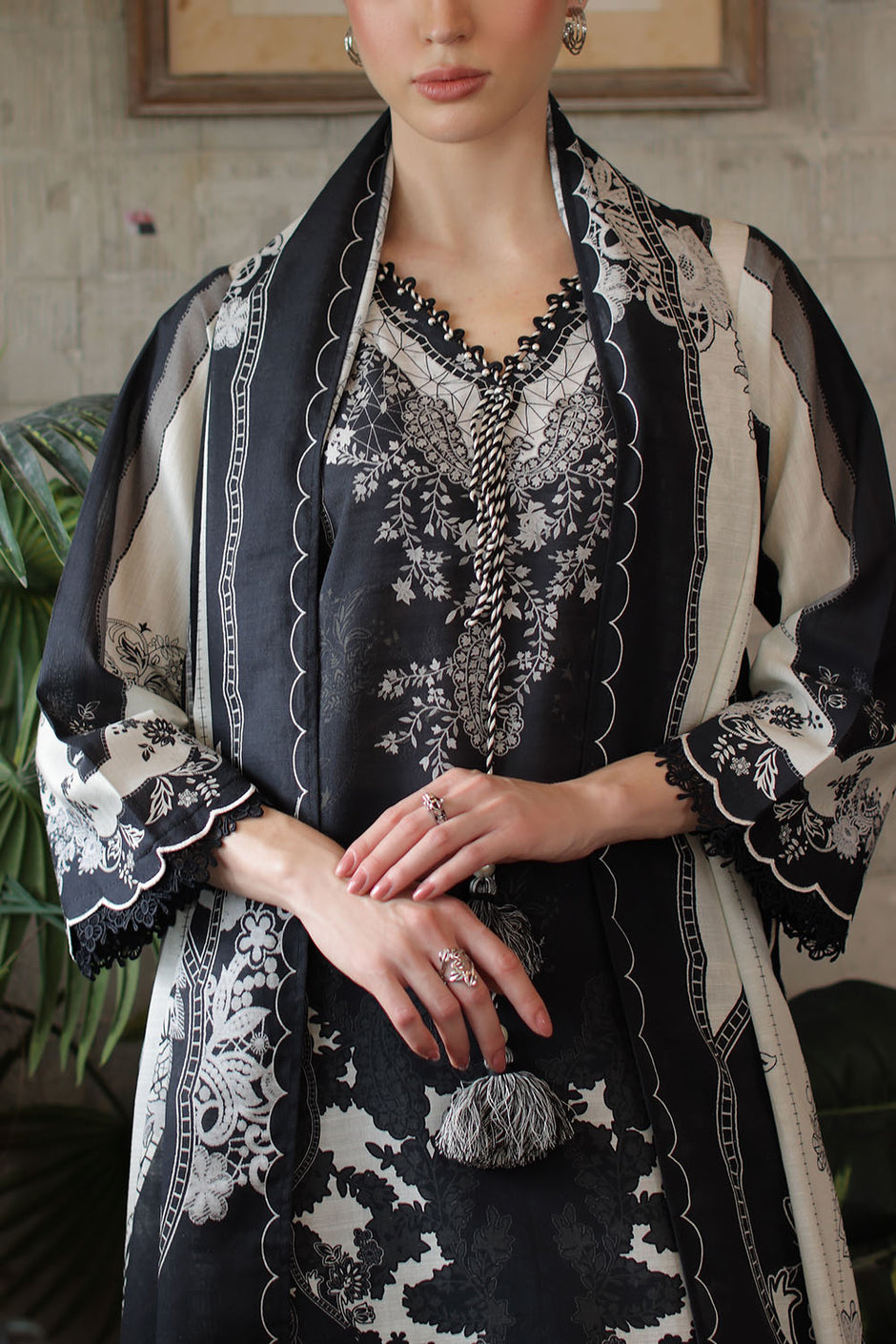 3 Piece Printed Khaddar Suit