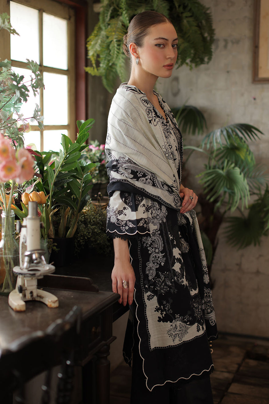 3 Piece Printed Khaddar Suit