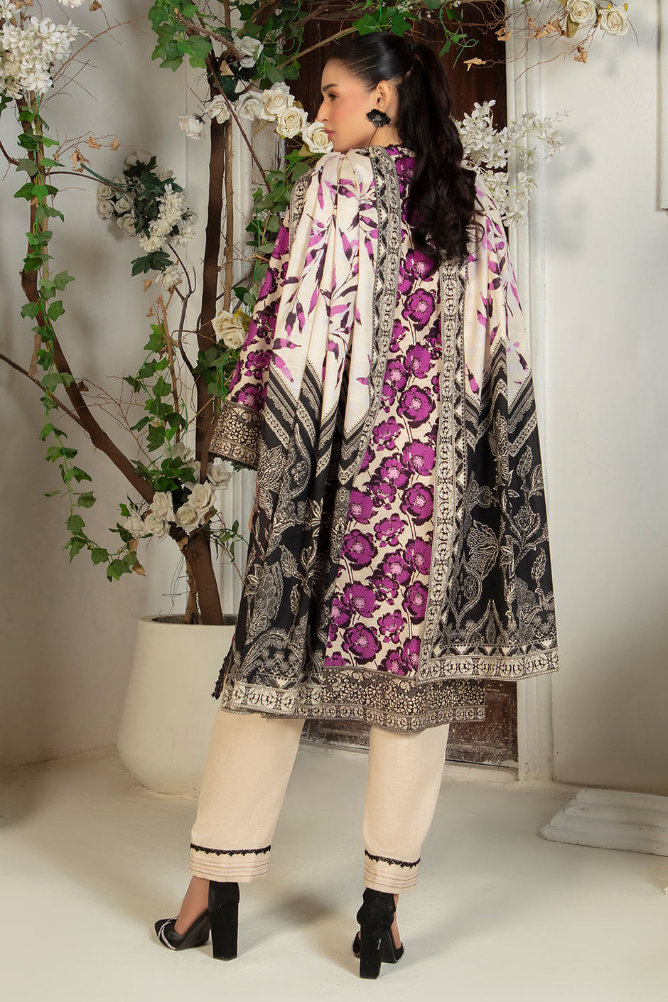 3 Piece Printed Khaddar Suit with Dupatta